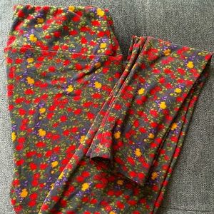 LuLa Roe leggings
